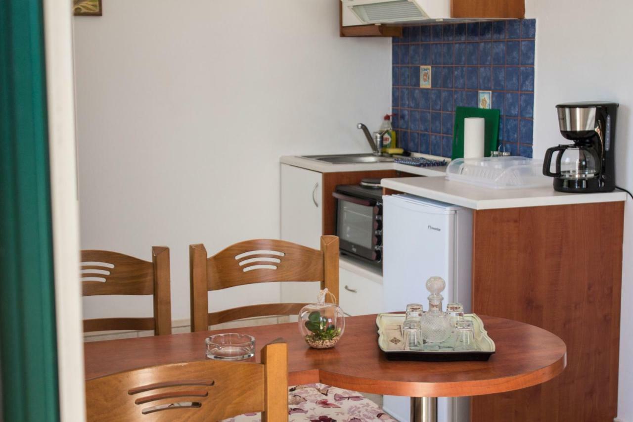Sun & Sea Apartment Мохлос Екстериор снимка