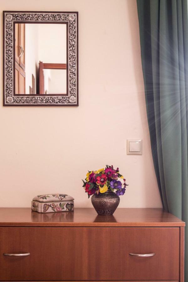 Sun & Sea Apartment Мохлос Екстериор снимка